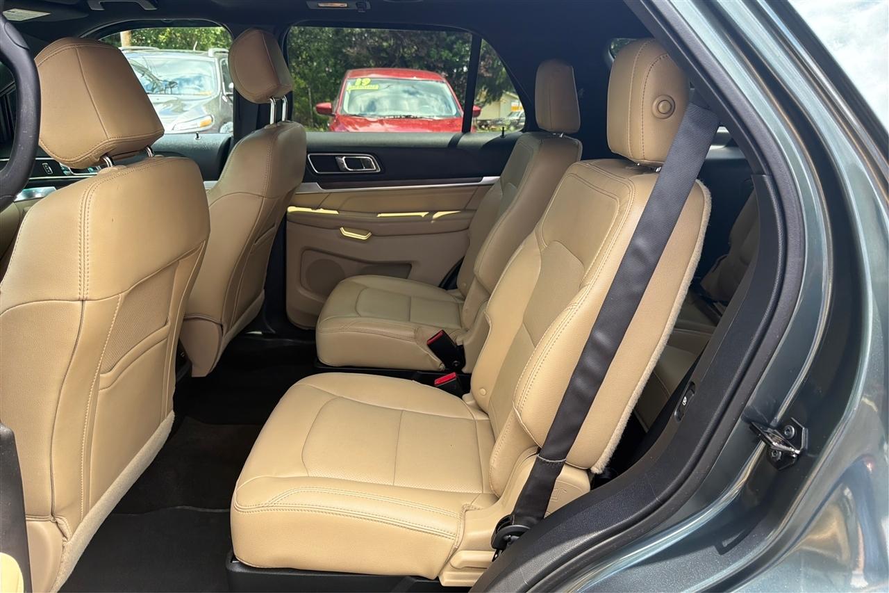 Ford Explorer Limited 4D SUV FWD 2016