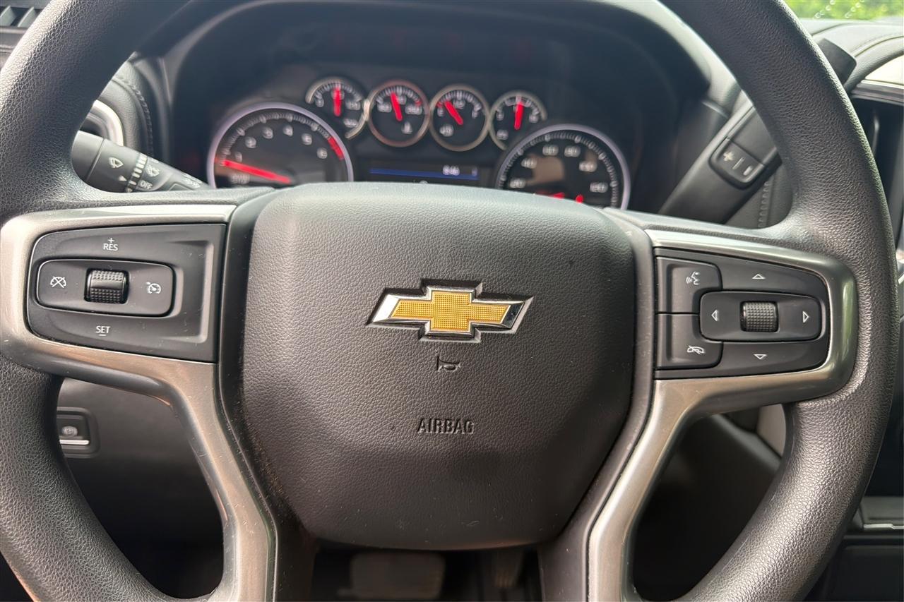 Chevrolet Silverado 1500 1LT Crew Cab 4WD 2020