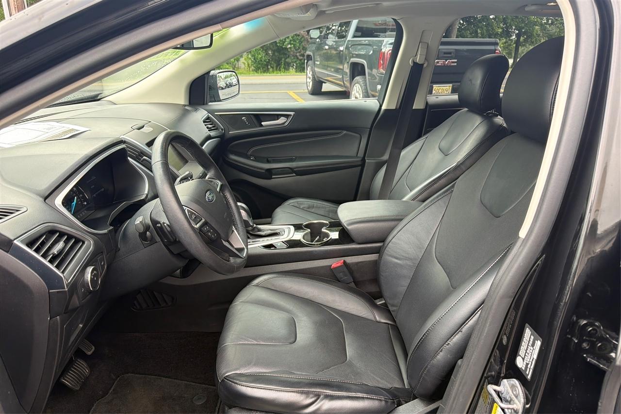 Ford Edge Titanium 4D SUV FWD 2015