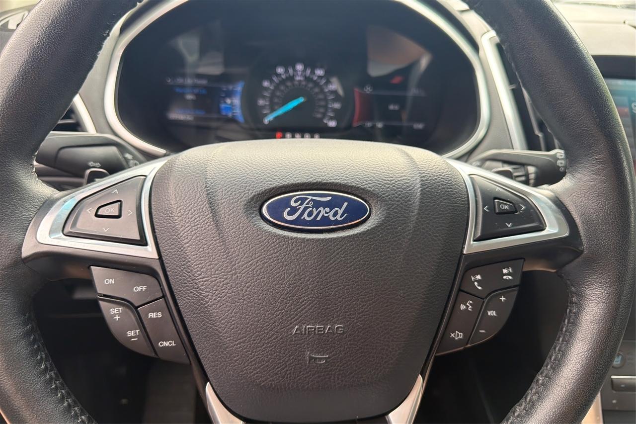 Ford Edge Titanium 4D SUV FWD 2015