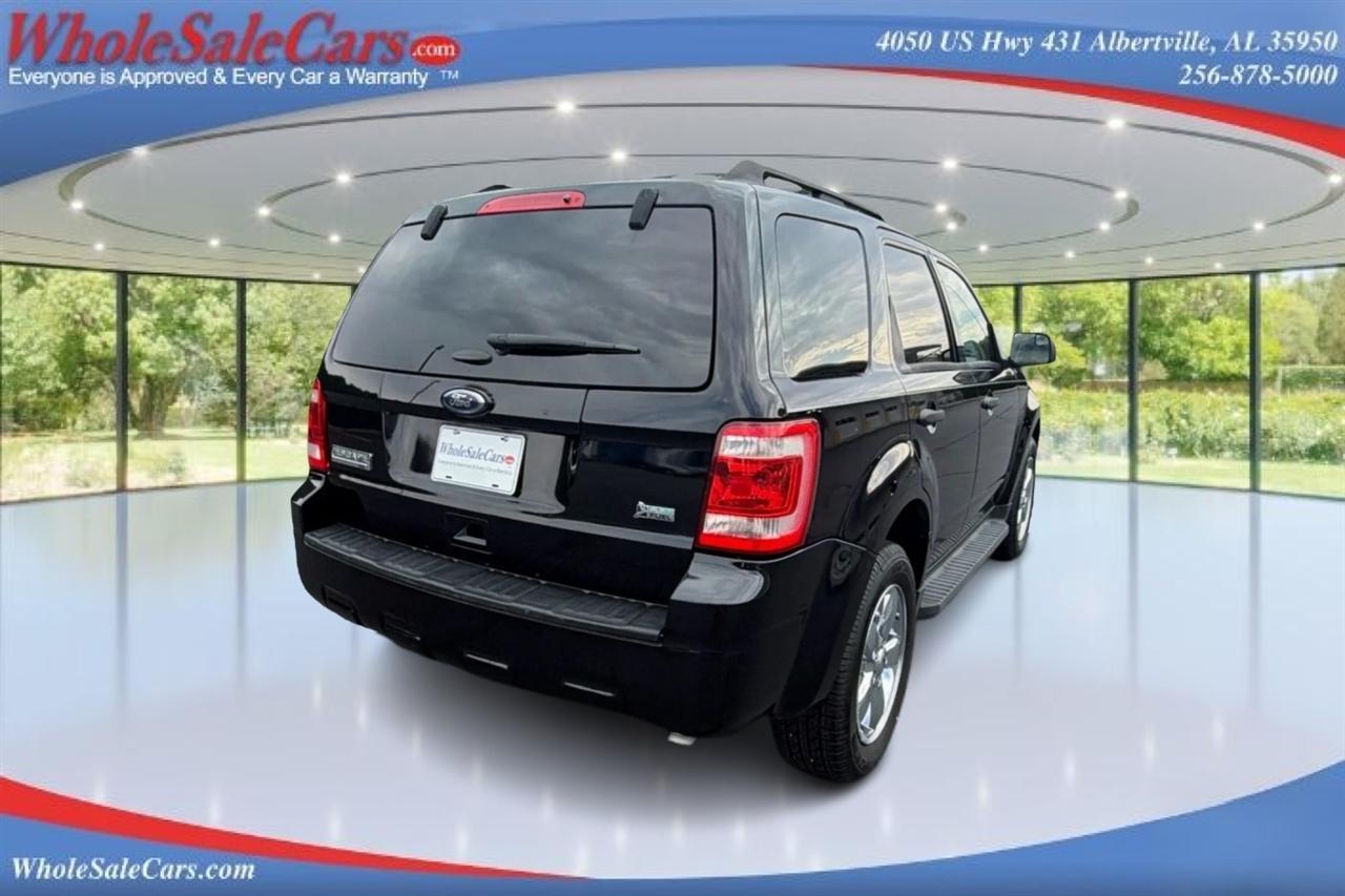 Ford Escape XLT 4D SUV FWD 2012
