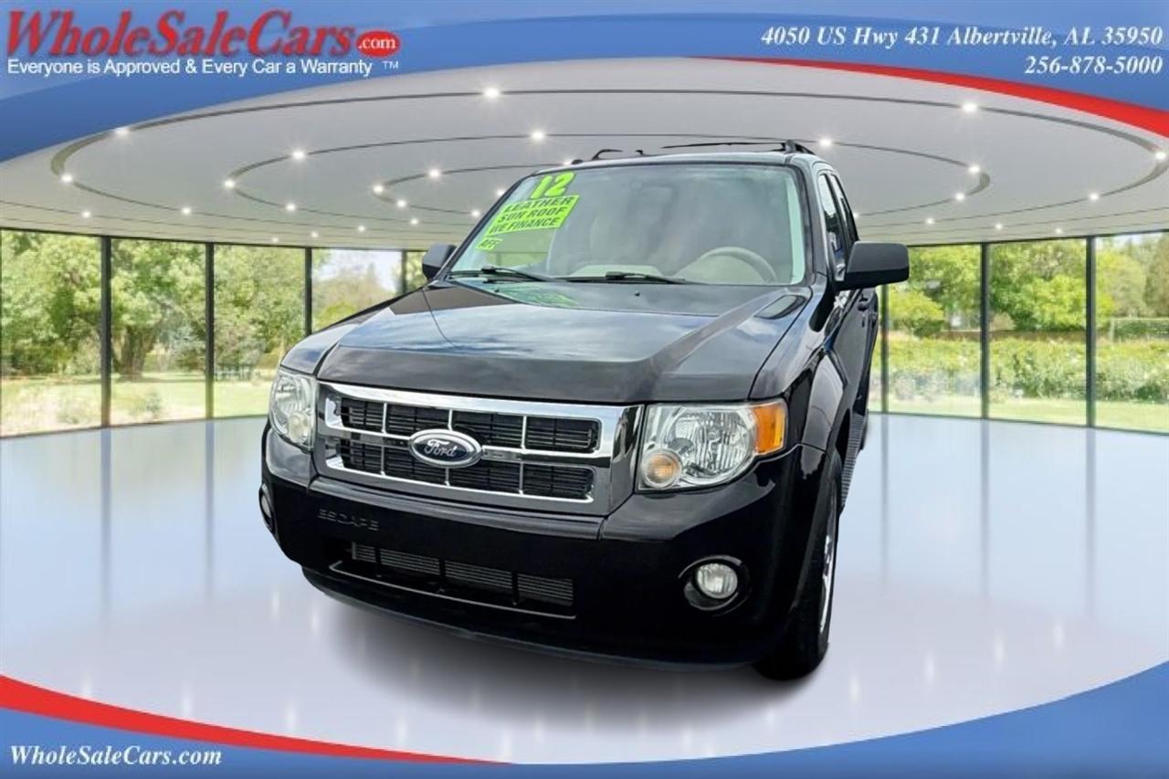 Ford Escape XLT 4D SUV FWD 2012
