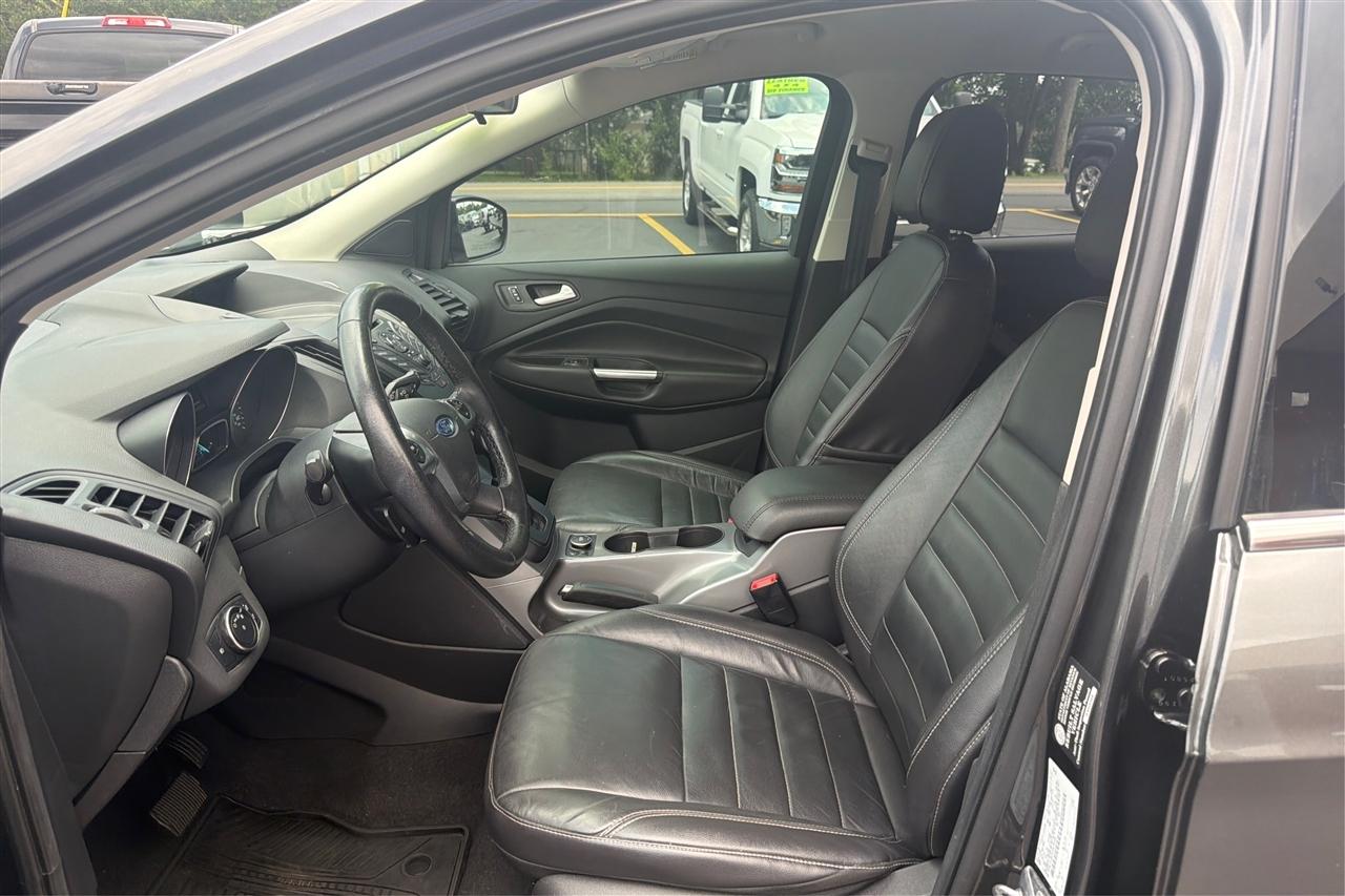 Ford Escape SE 4D SUV FWD 2016