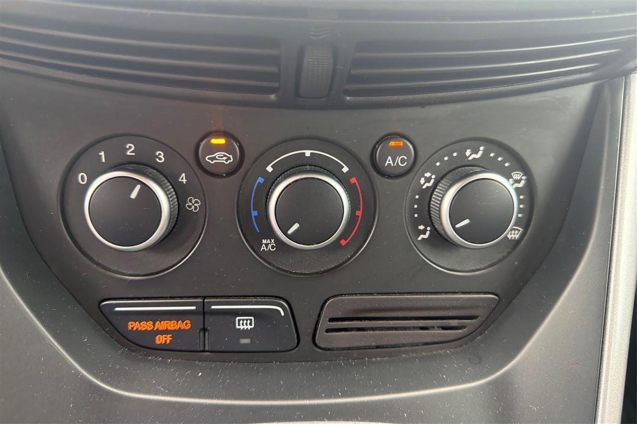 Ford Escape SE 4D SUV FWD 2016