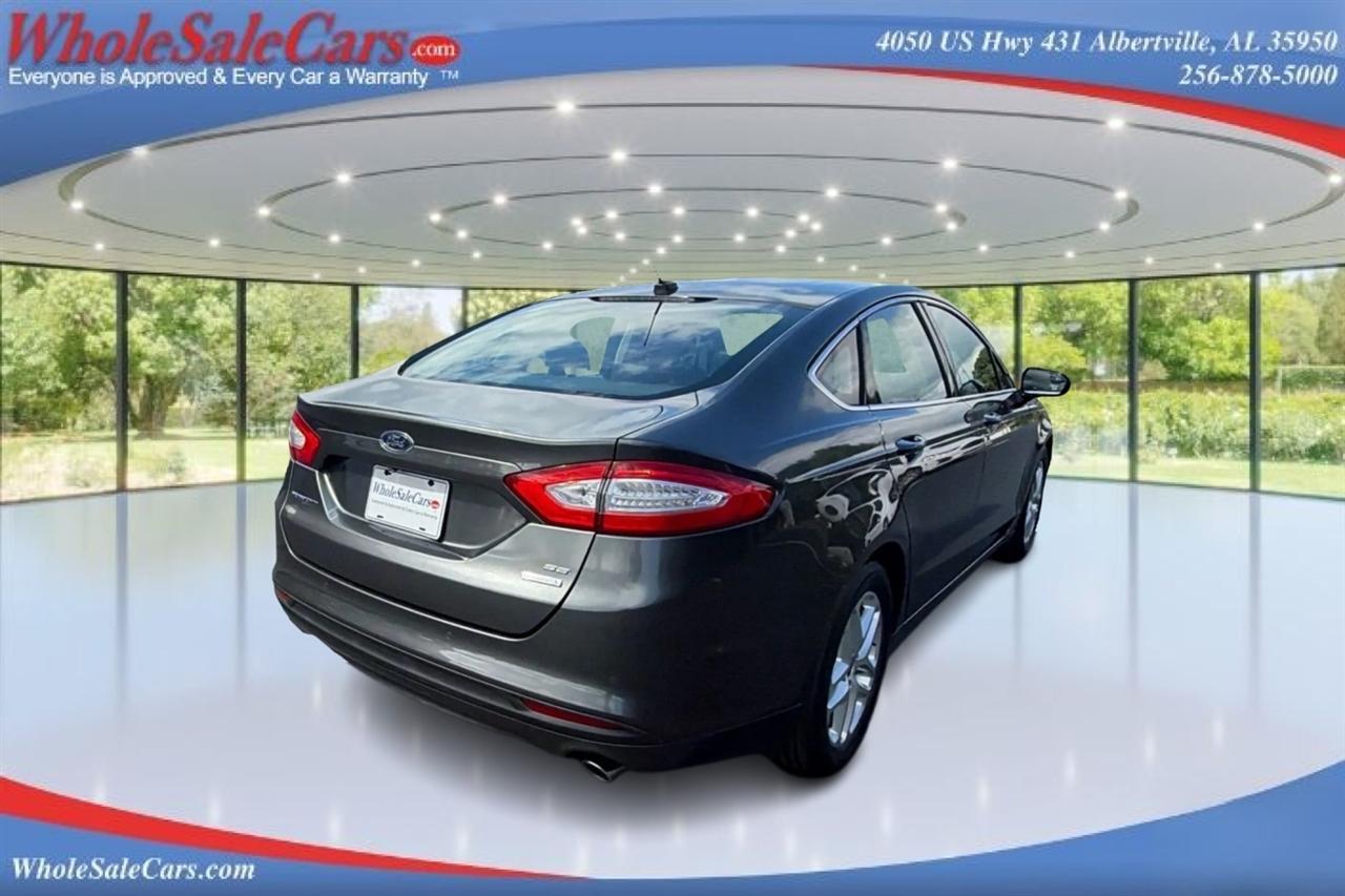 Ford Fusion SE 4D Sedan 2016