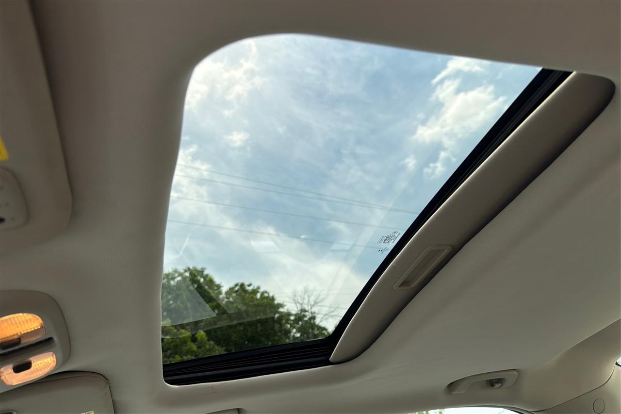 Ford Fusion SEL 4D Sedan 2012