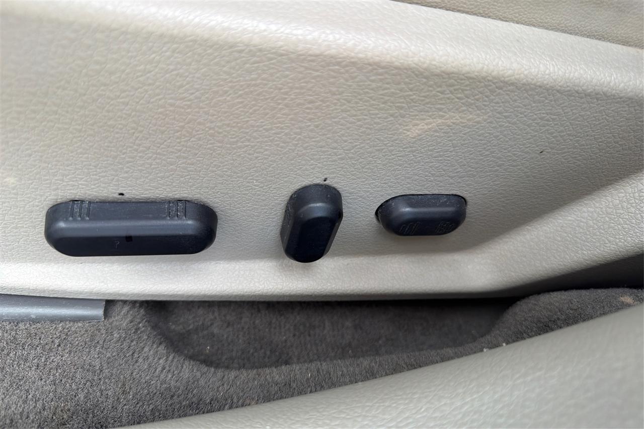 Ford Fusion SEL 4D Sedan 2012