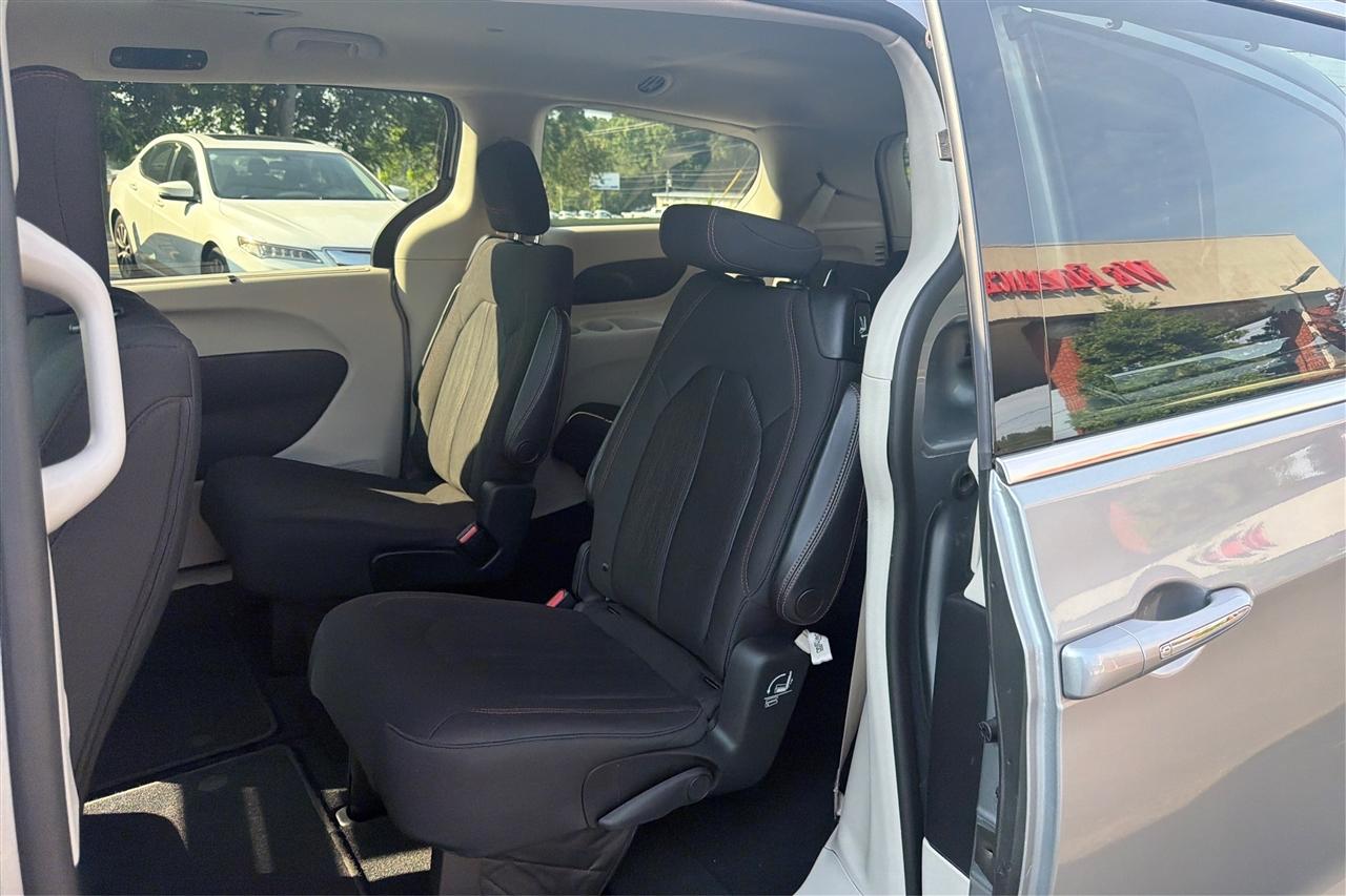 Chrysler Pacifica Touring Plus Wagon 2019