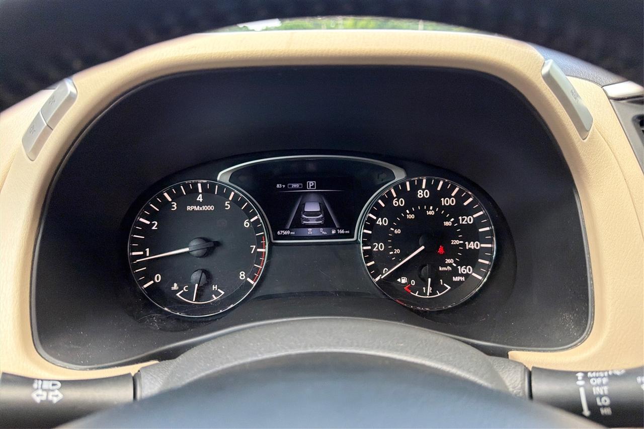 Nissan Pathfinder SL 4D SUV 4WD 2019