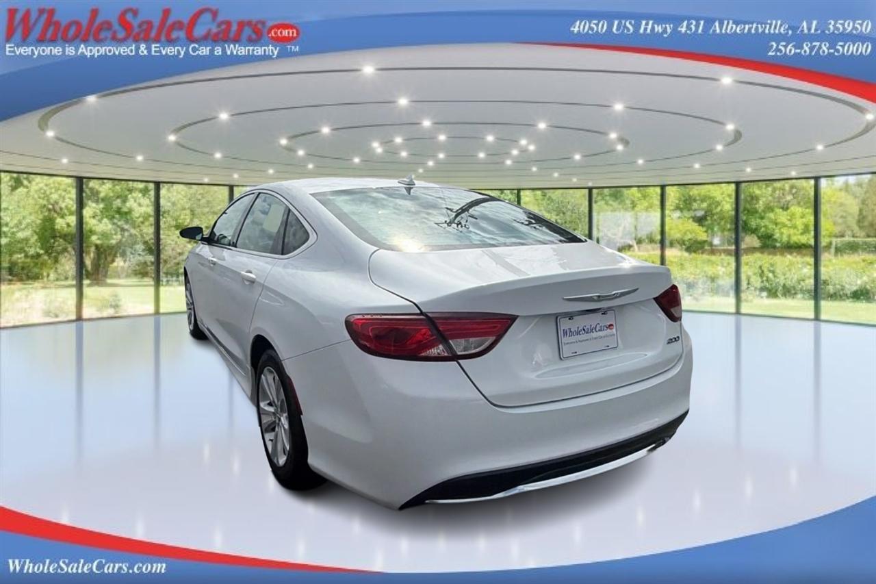 Chrysler 200 Limited 4D Sedan 2017