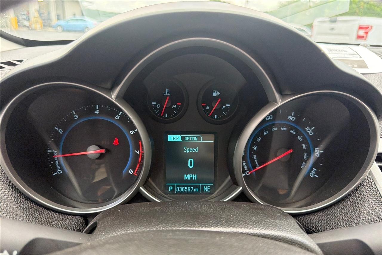 Chevrolet Cruze LT 4D Sedan 2014