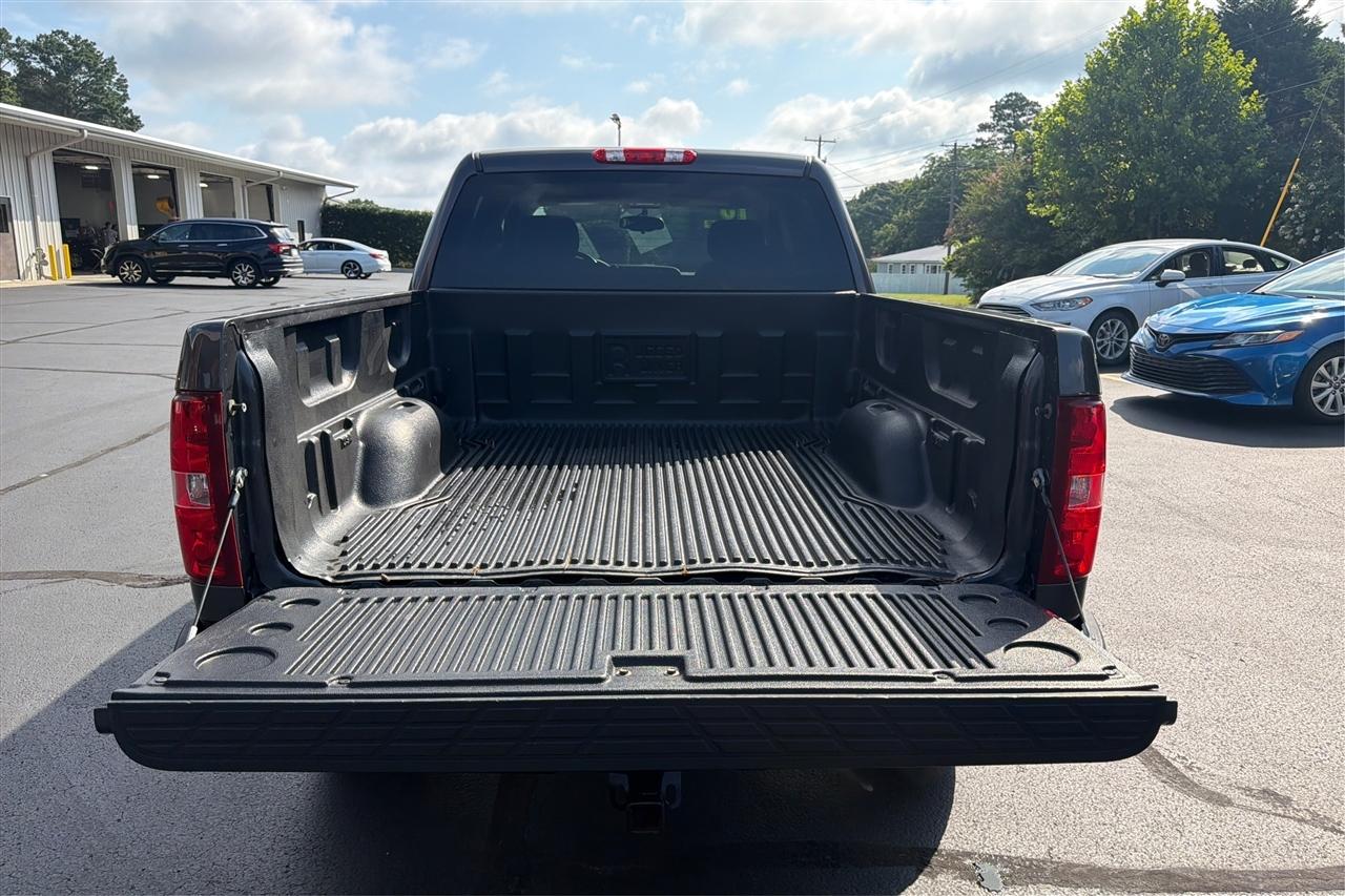 Chevrolet Silverado 1500 1LT Crew Cab 2WD 2010