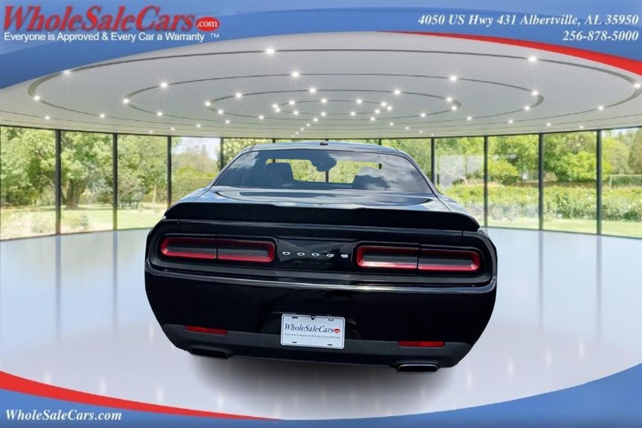 Dodge Challenger SXT 2D Coupe 2016