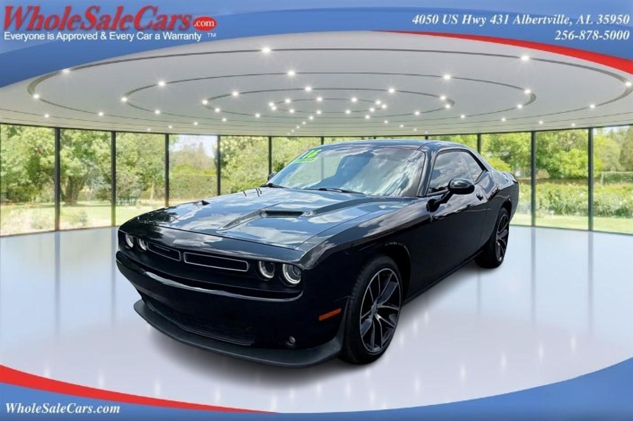 Dodge Challenger SXT 2D Coupe 2016