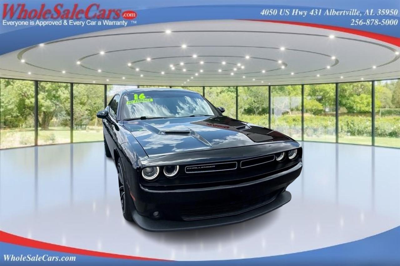 Dodge Challenger SXT 2D Coupe 2016