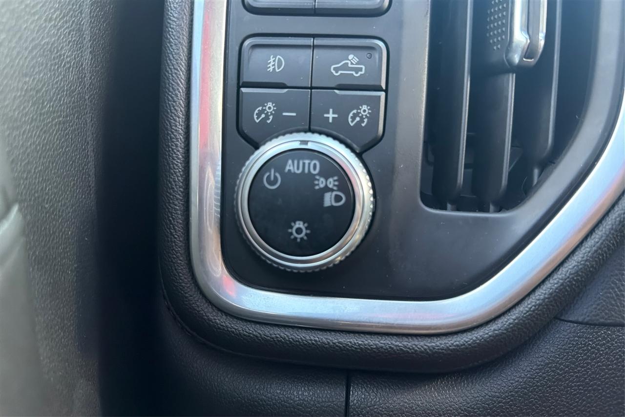 GMC Sierra 1500 Elevation Dbl Cab 4WD 2019
