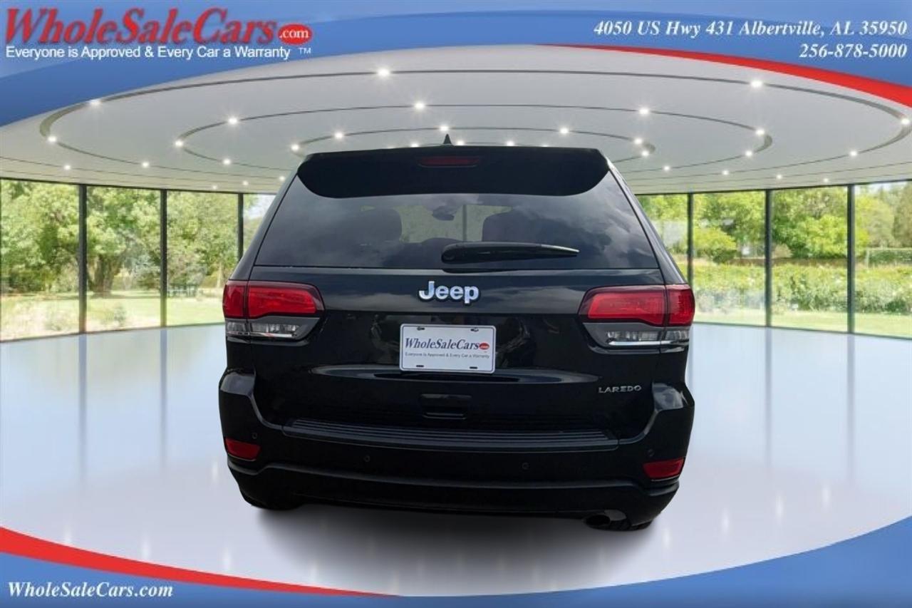 Jeep Grand Cherokee Laredo 4D SUV RWD 2021