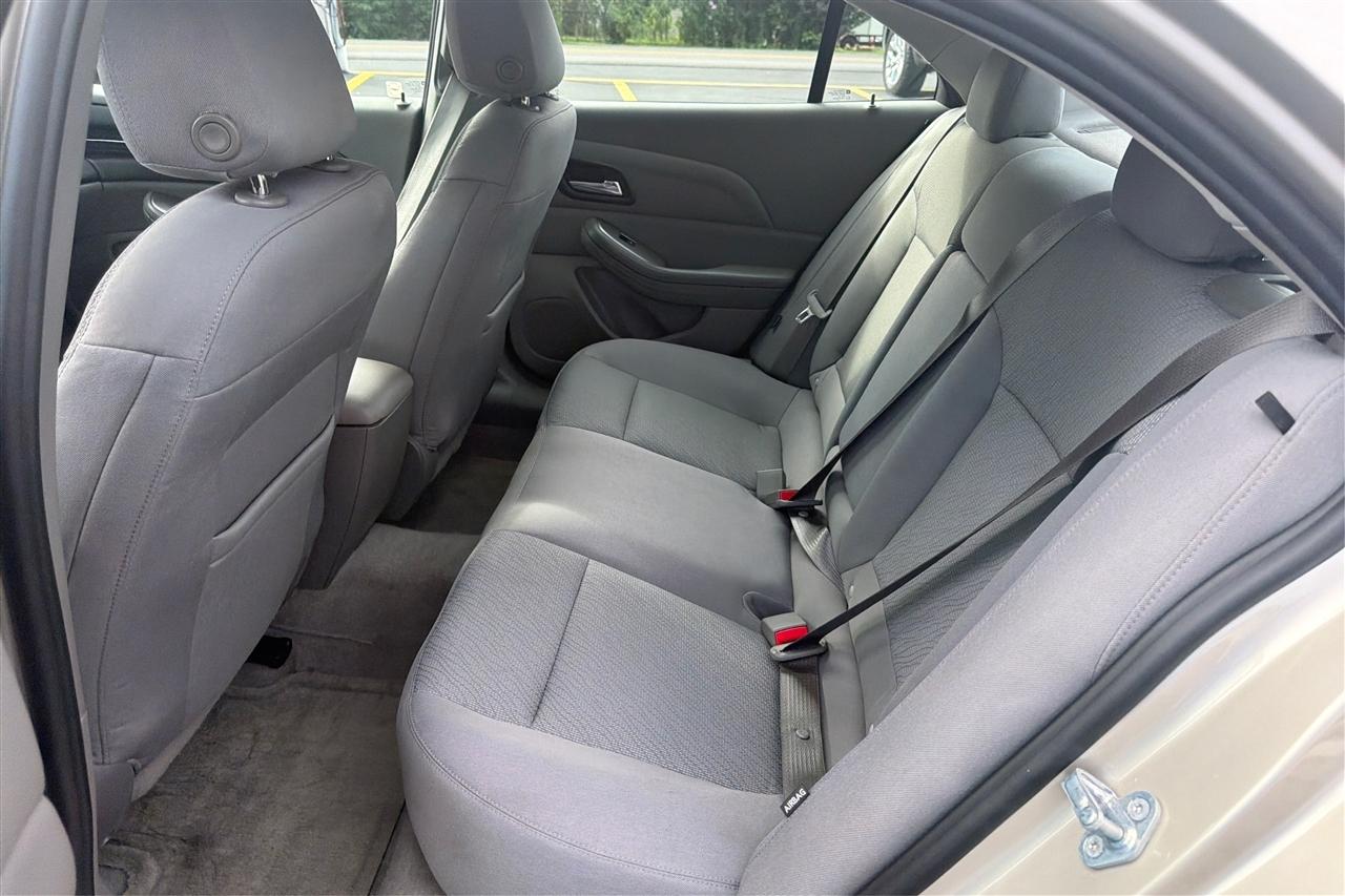 Chevrolet Malibu LS 4D Sedan 2015