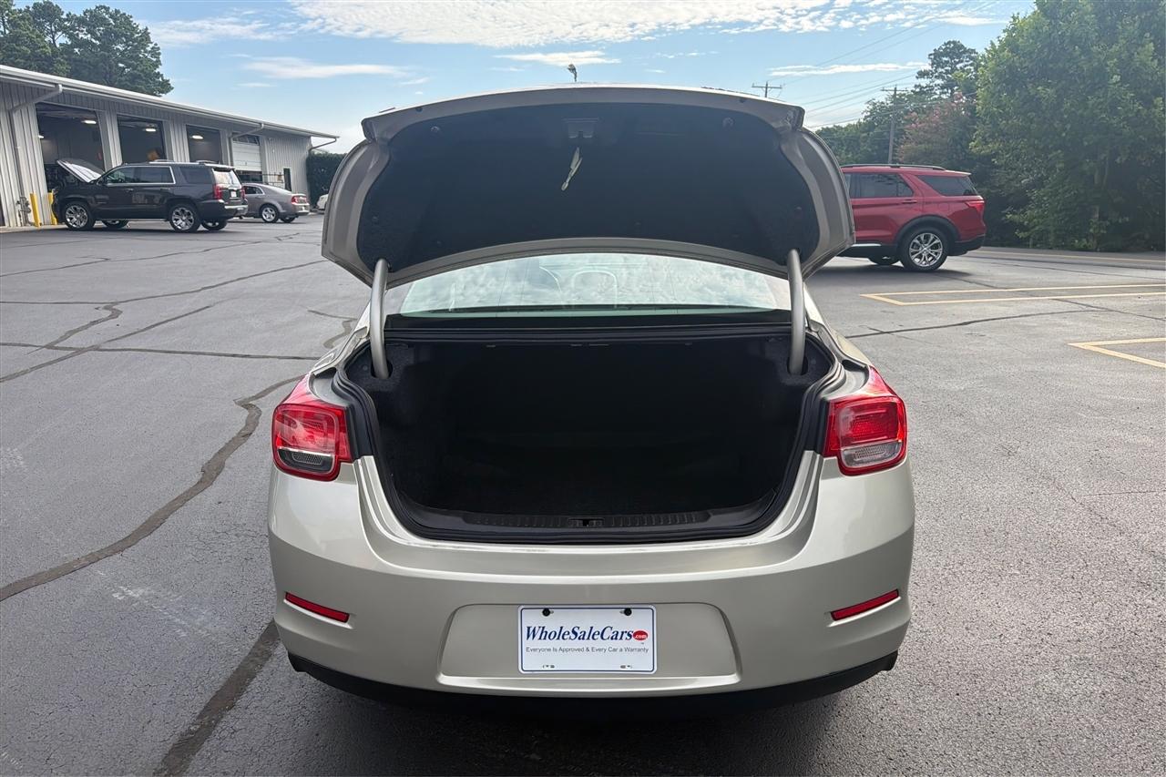 Chevrolet Malibu LS 4D Sedan 2015