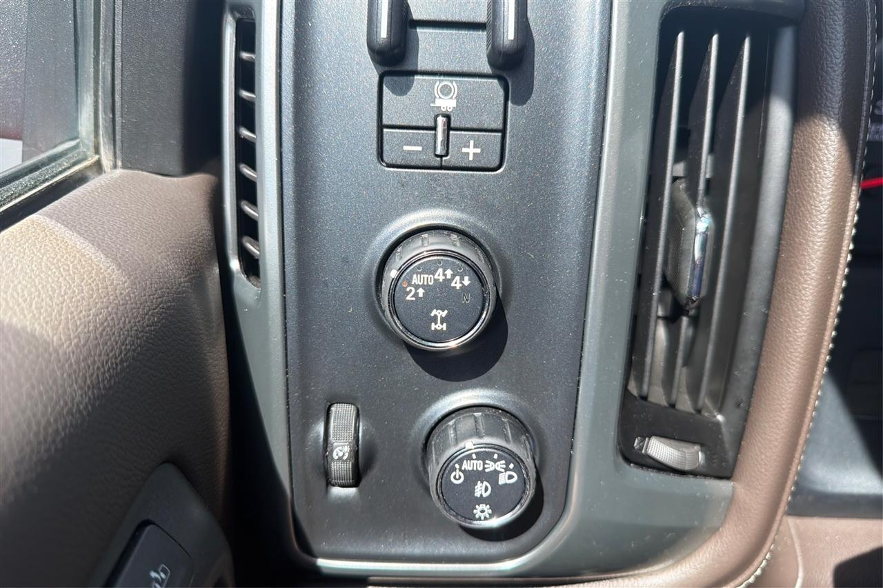 Chevrolet Silverado 1500 LTZ Crew Cab 4WD 2018