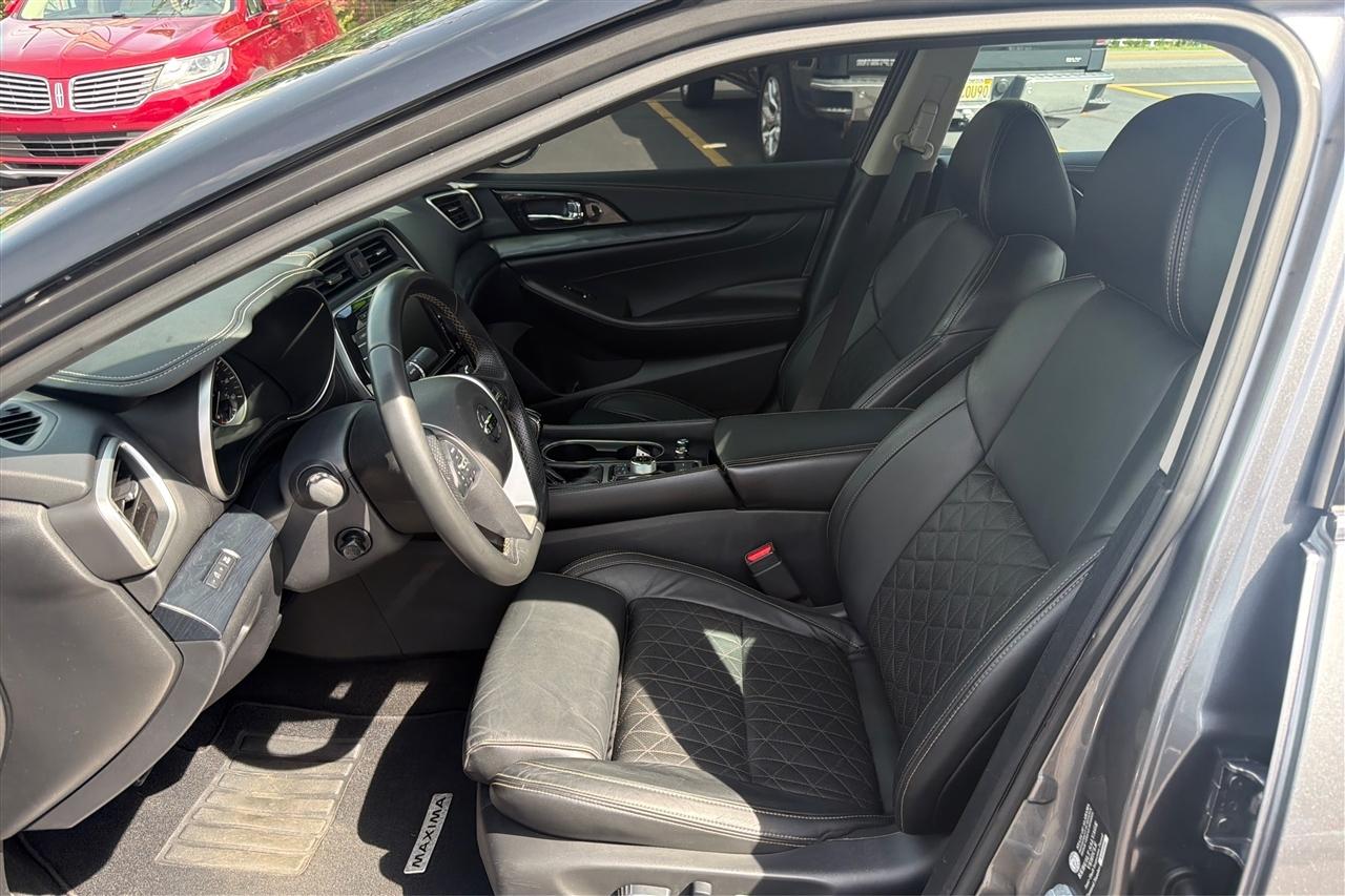 Nissan Maxima Platinum 4D Sedan 2022