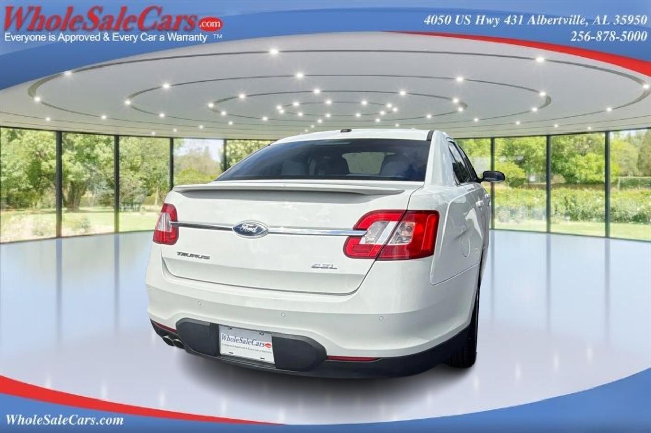 Ford Taurus SEL 4D Sedan 2012