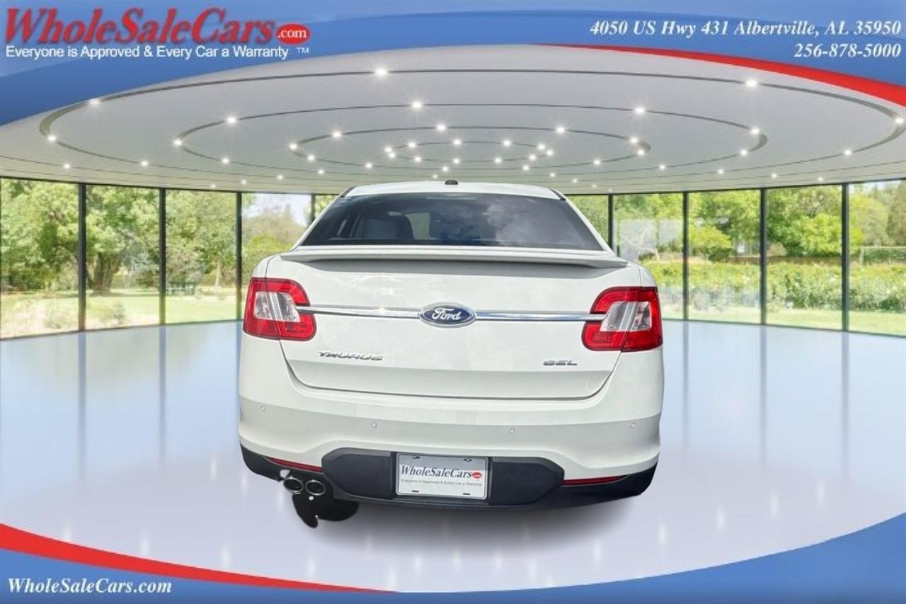 Ford Taurus SEL 4D Sedan 2012