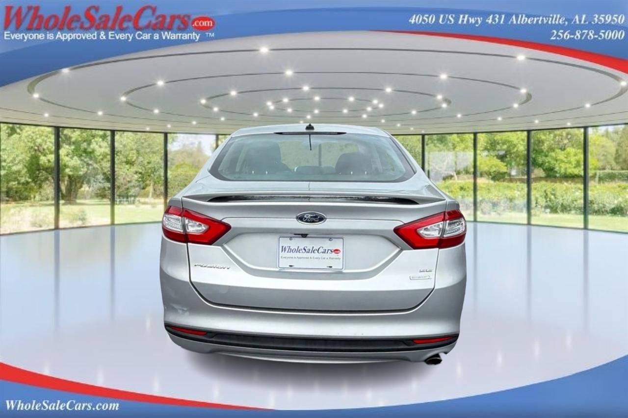Ford Fusion SE 4D Sedan 2013