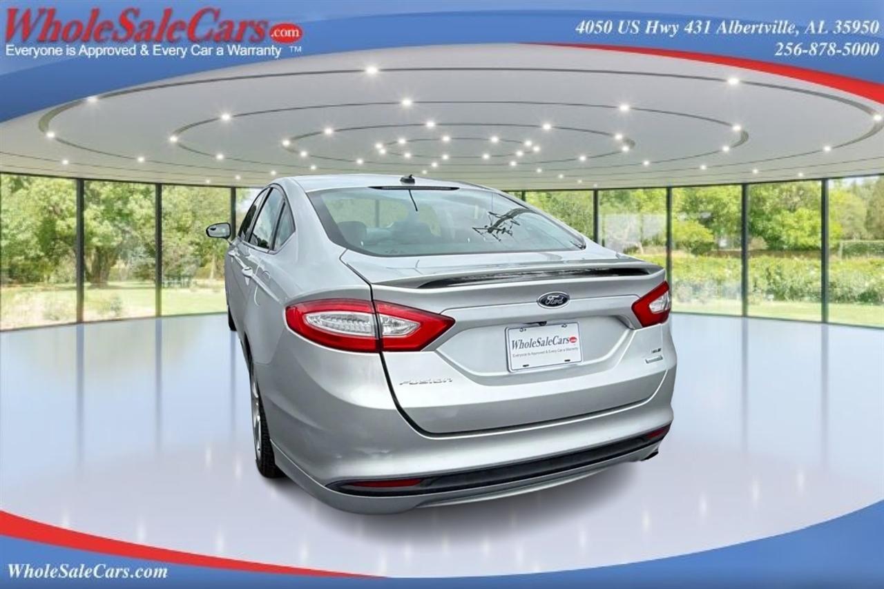 Ford Fusion SE 4D Sedan 2013
