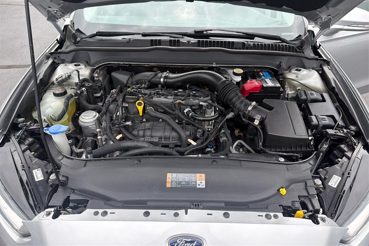 Ford Fusion SE 4D Sedan 2013