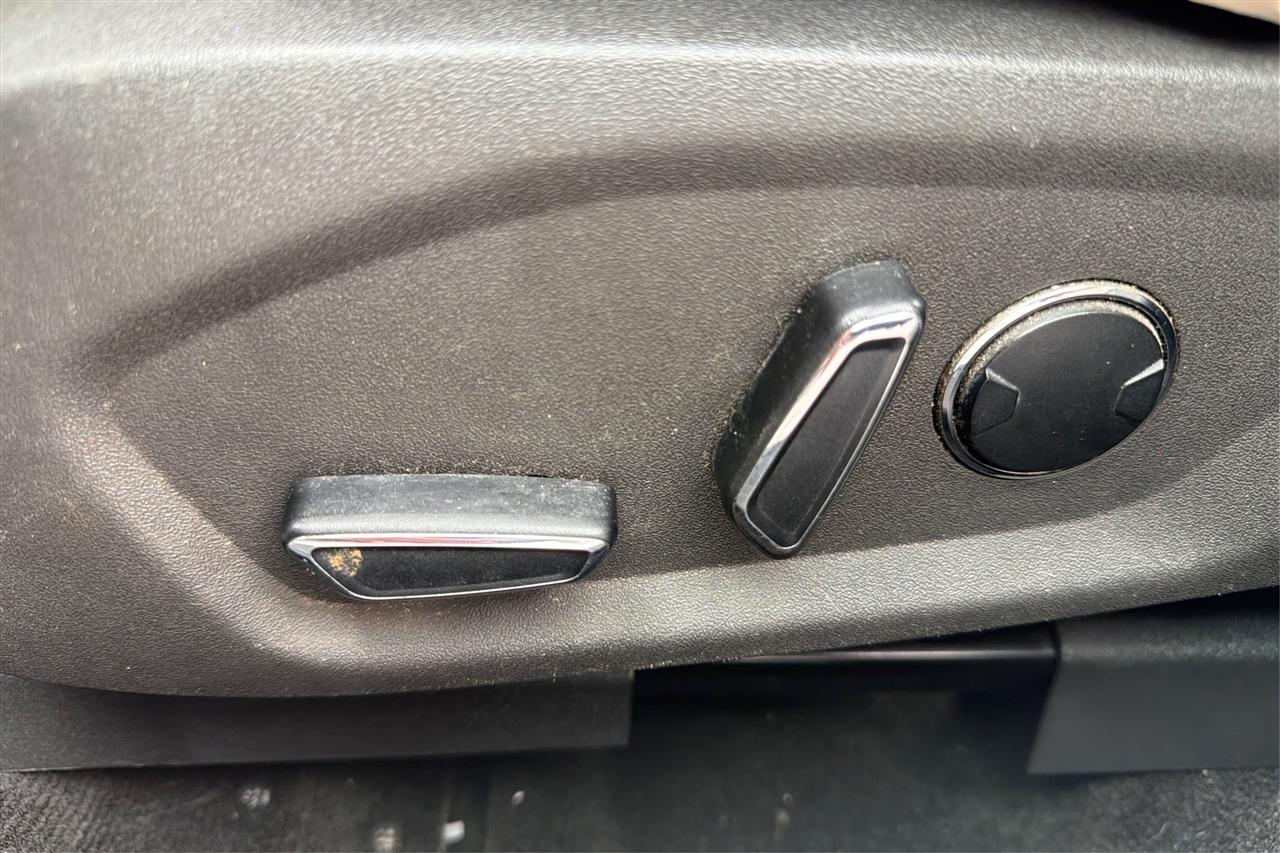 Ford Fusion SE 4D Sedan 2013