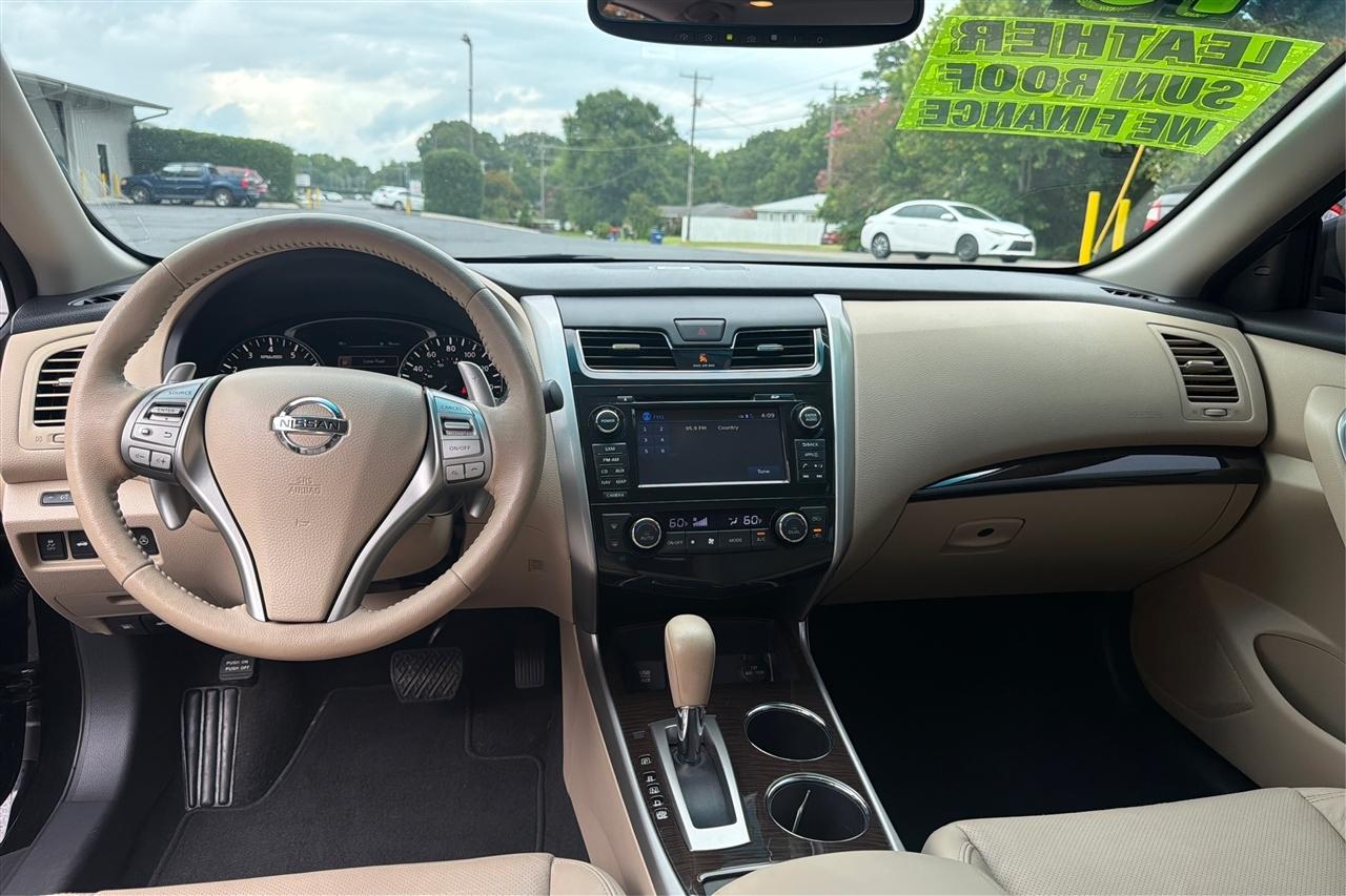 Nissan Altima SL 4D Sedan 3.5 2015