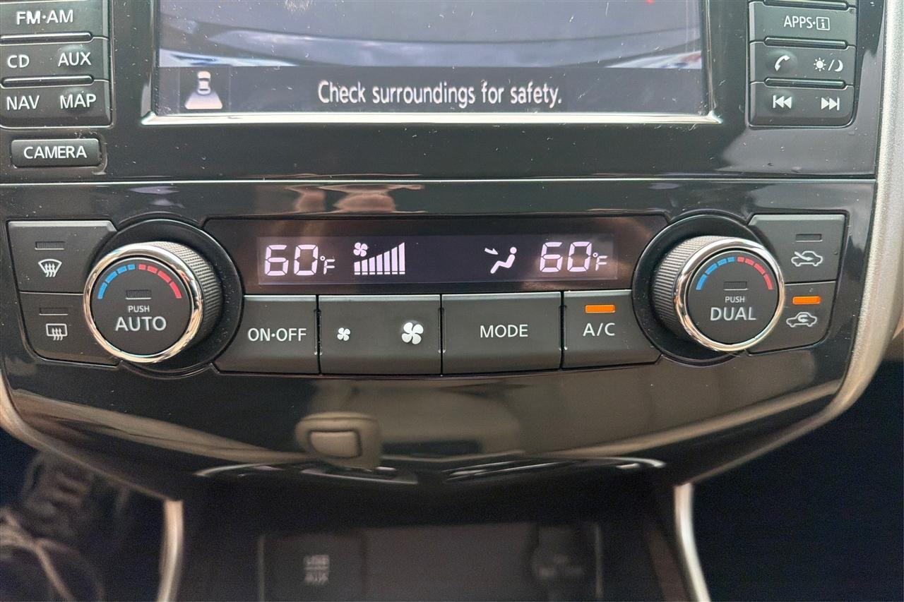 Nissan Altima SL 4D Sedan 3.5 2015