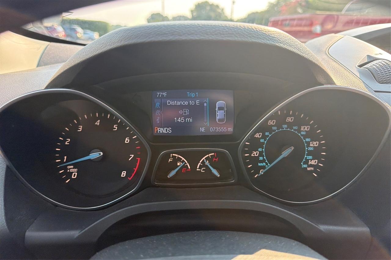 Ford Escape S 4D SUV FWD 2014