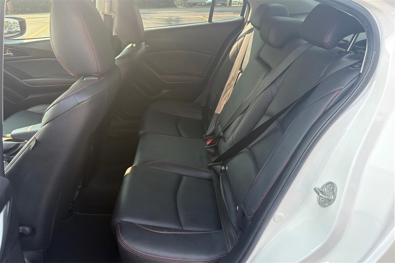 Mazda MAZDA3 i Grand Touring 4D Sedan 2016