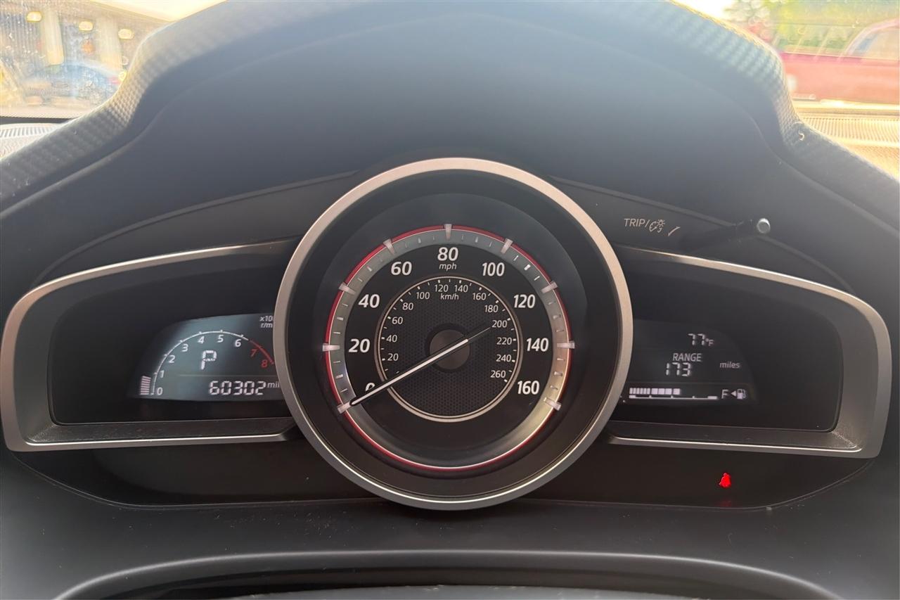 Mazda MAZDA3 i Grand Touring 4D Sedan 2016