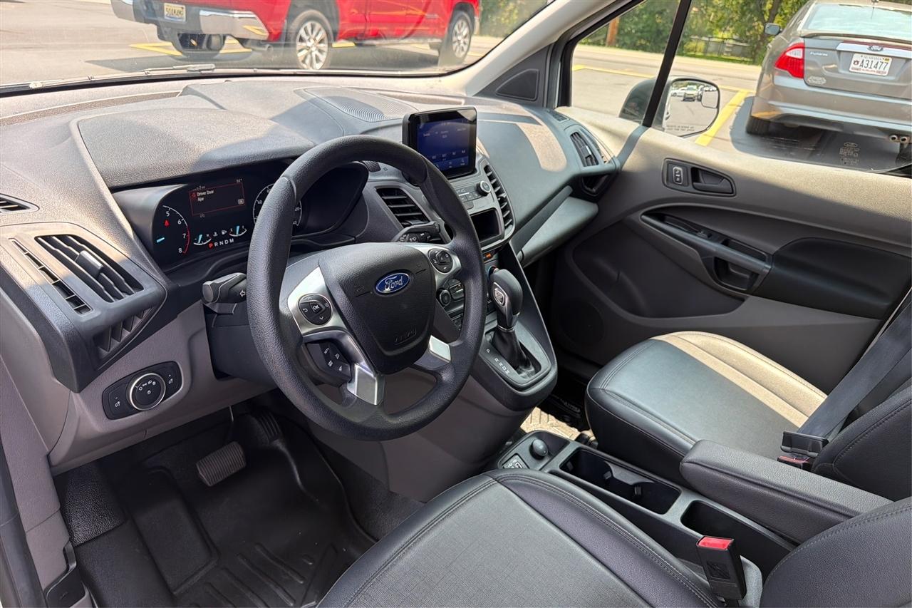 Ford Transit Connect XL Cargo Van LWB w/LGt 2021