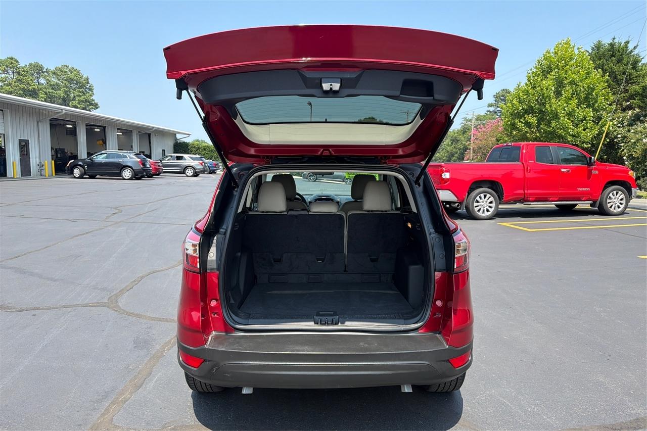 Ford Escape SE 4D SUV 4WD 2018