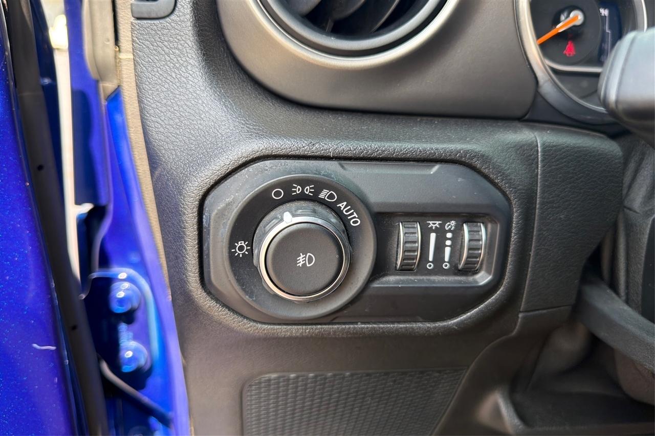Jeep Wrangler Sport 2D SUV 4WD 2019