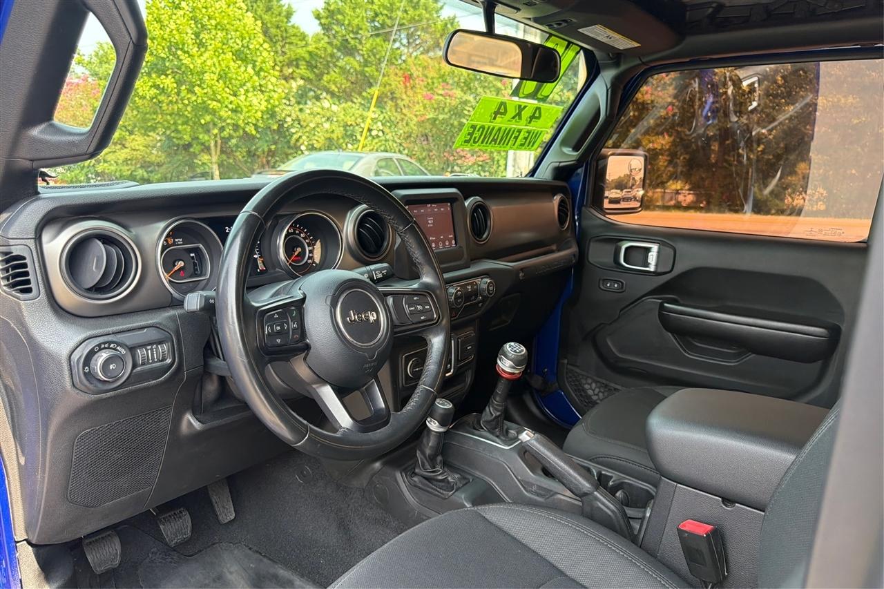 Jeep Wrangler Sport 2D SUV 4WD 2019