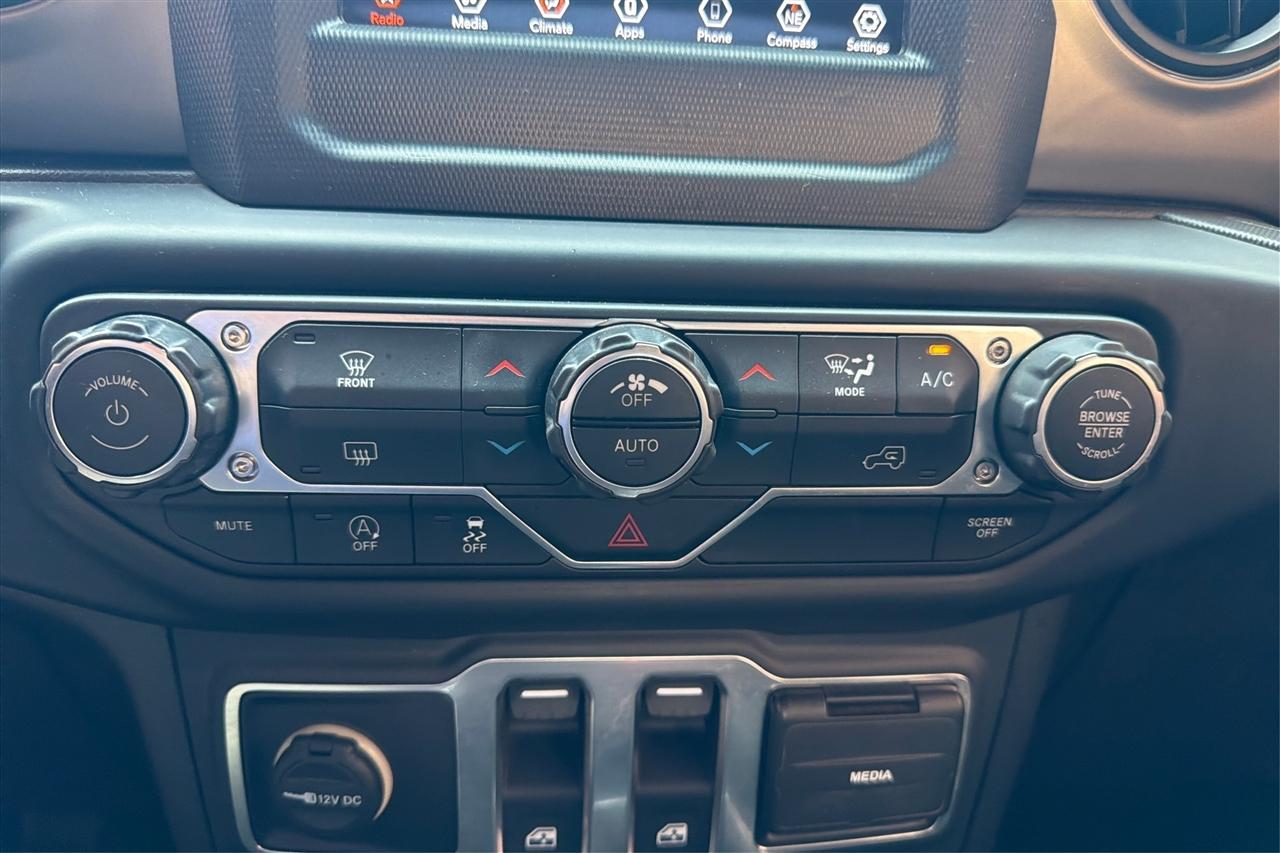 Jeep Wrangler Sport 2D SUV 4WD 2019