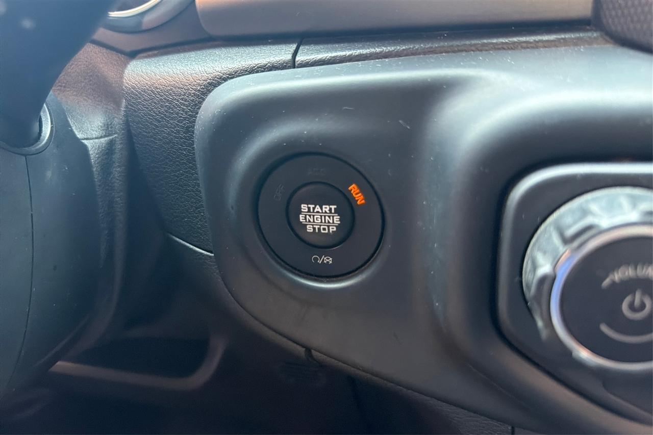 Jeep Wrangler Sport 2D SUV 4WD 2019
