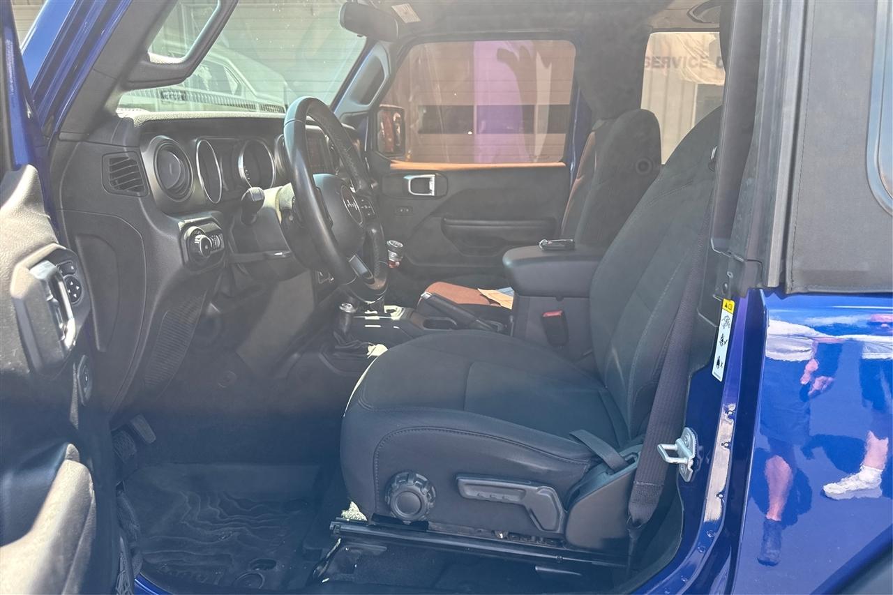 Jeep Wrangler Sport 2D SUV 4WD 2019