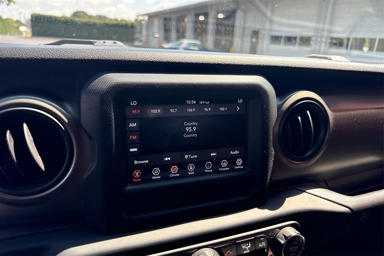 Jeep Wrangler Sport 2D SUV 4WD 2019
