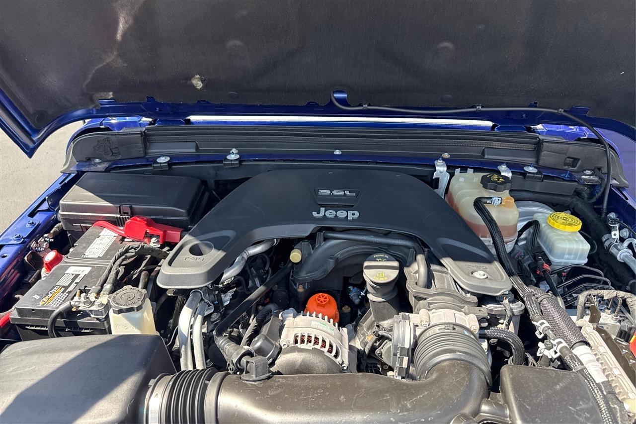 Jeep Wrangler Sport 2D SUV 4WD 2019
