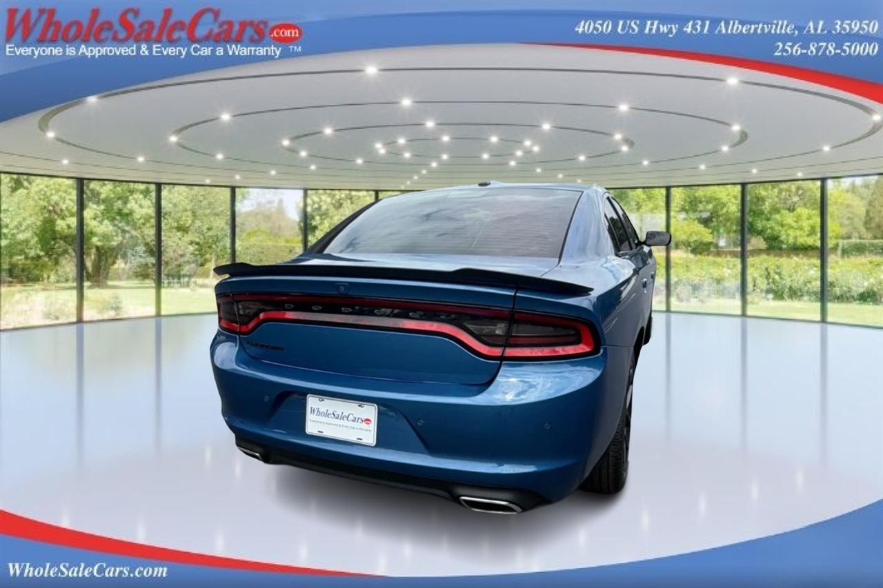 Dodge Charger SXT 4D Sedan 2022