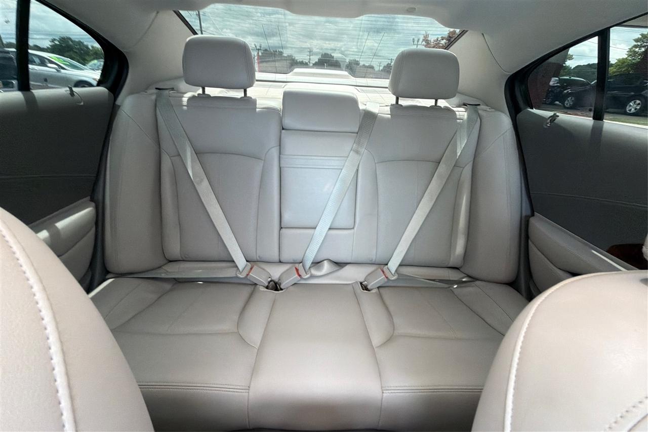Buick LaCrosse 4D Sedan AWD 2013