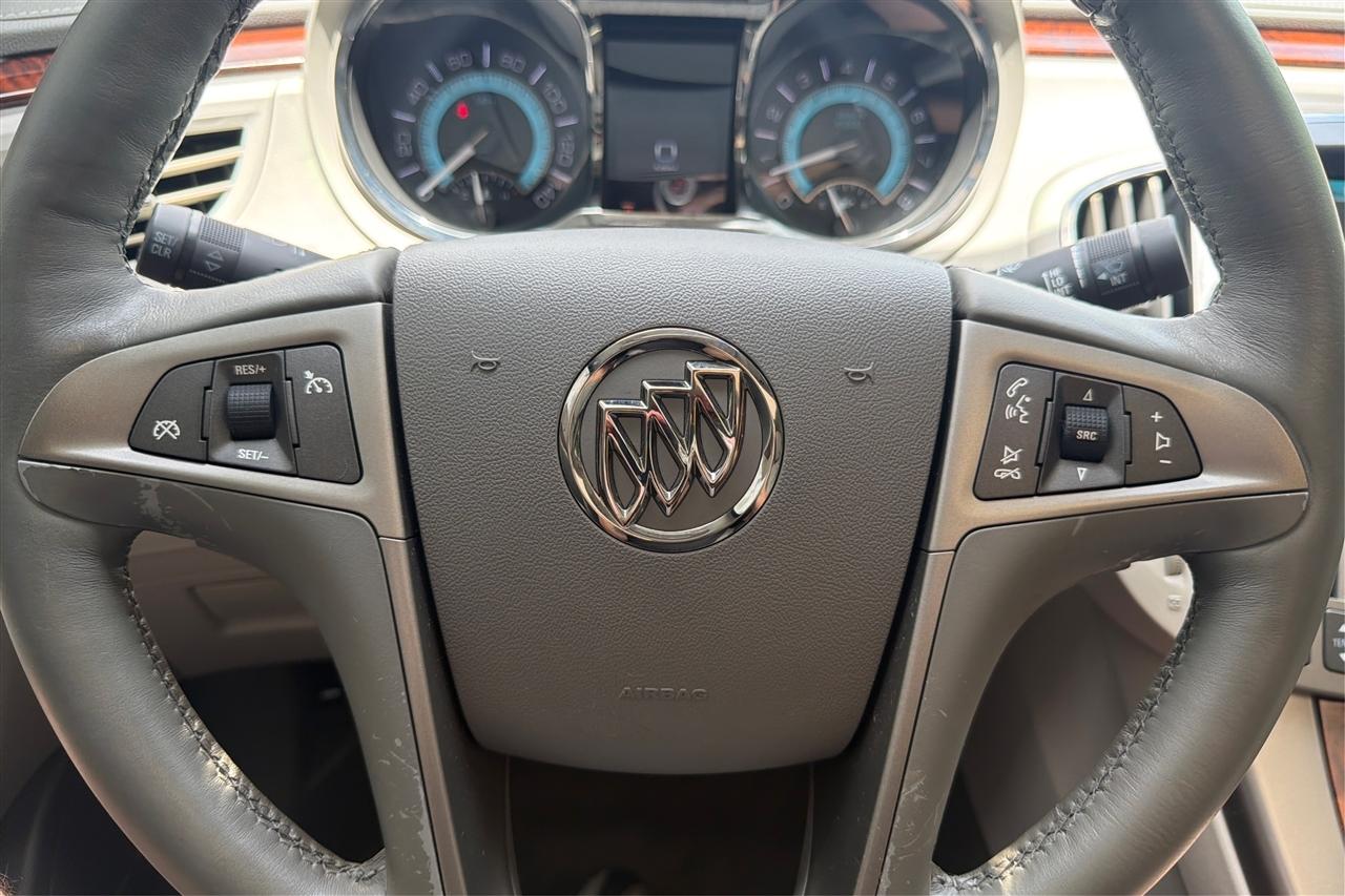 Buick LaCrosse 4D Sedan AWD 2013