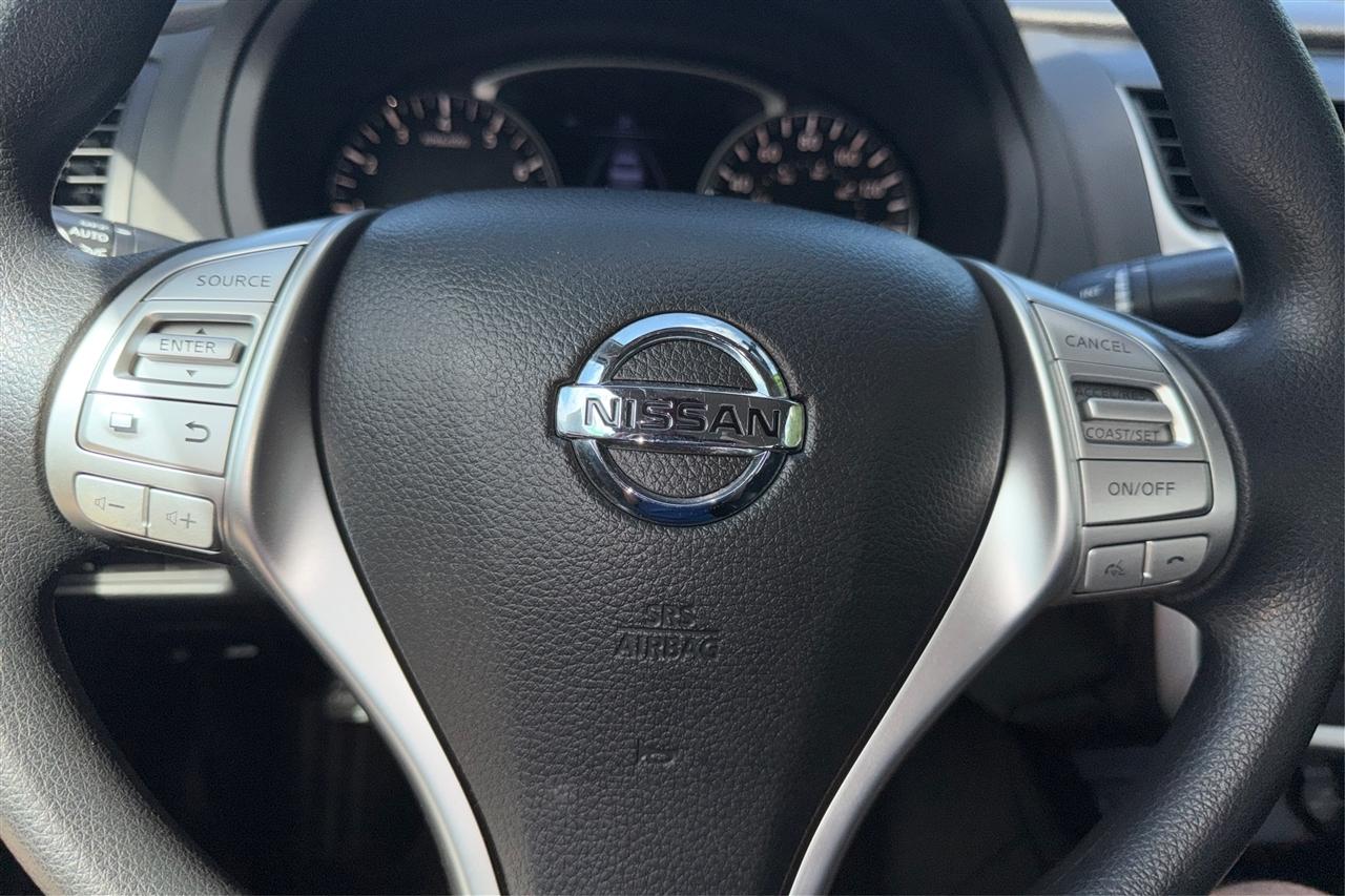 Nissan Altima S 4D Sedan 2.5 2017