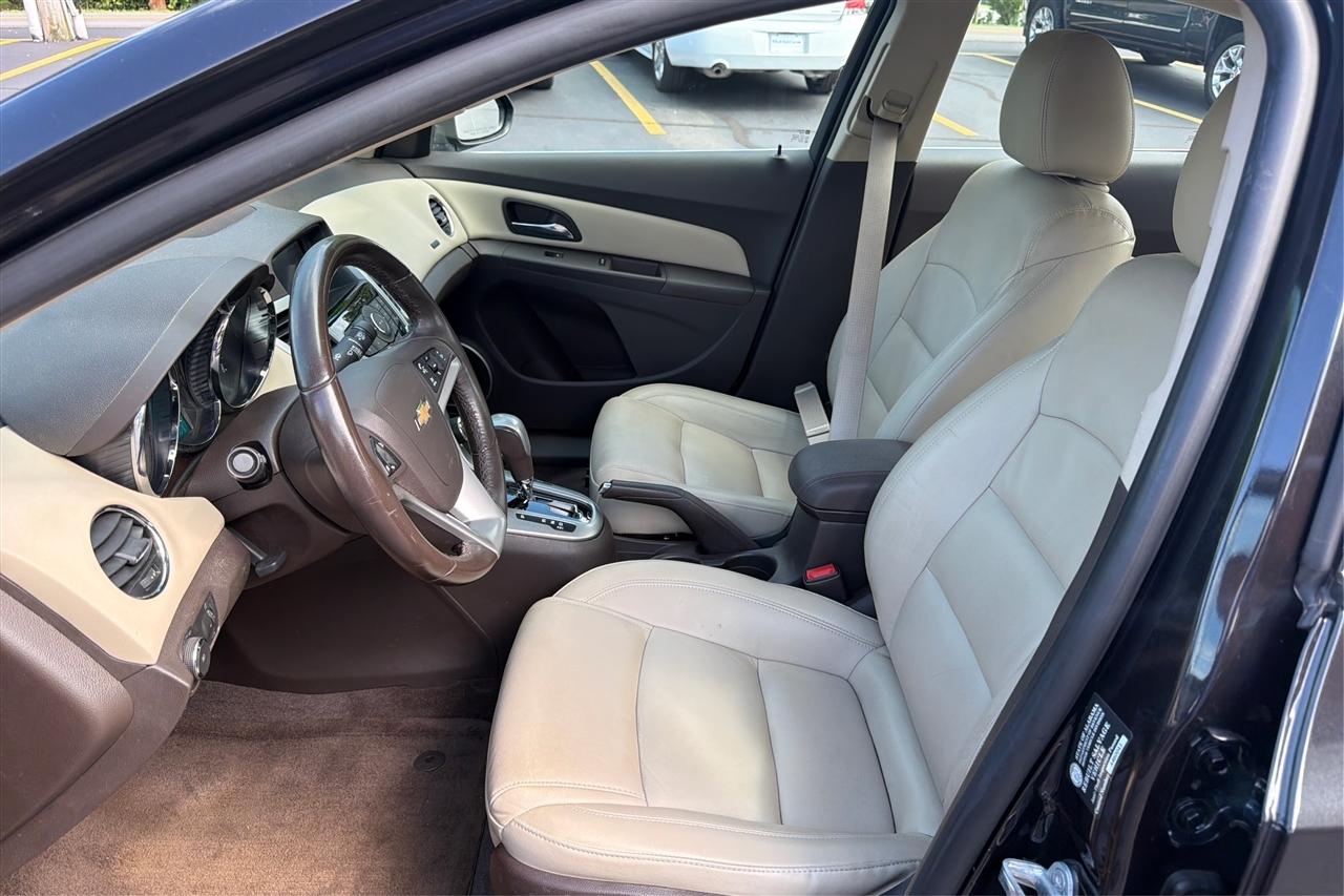 Chevrolet Cruze Limited LT 4D Sedan 2016